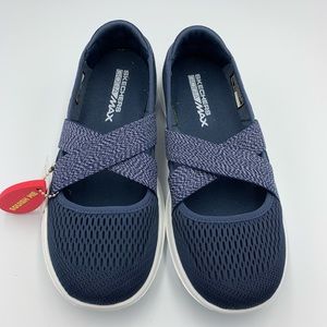 New Skechers on the go lite shoes size 6.5